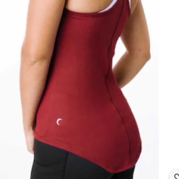 Zyia Active Effortless Tank Top Racerback S Cranberry Mesh Details - Picture 3 of 8